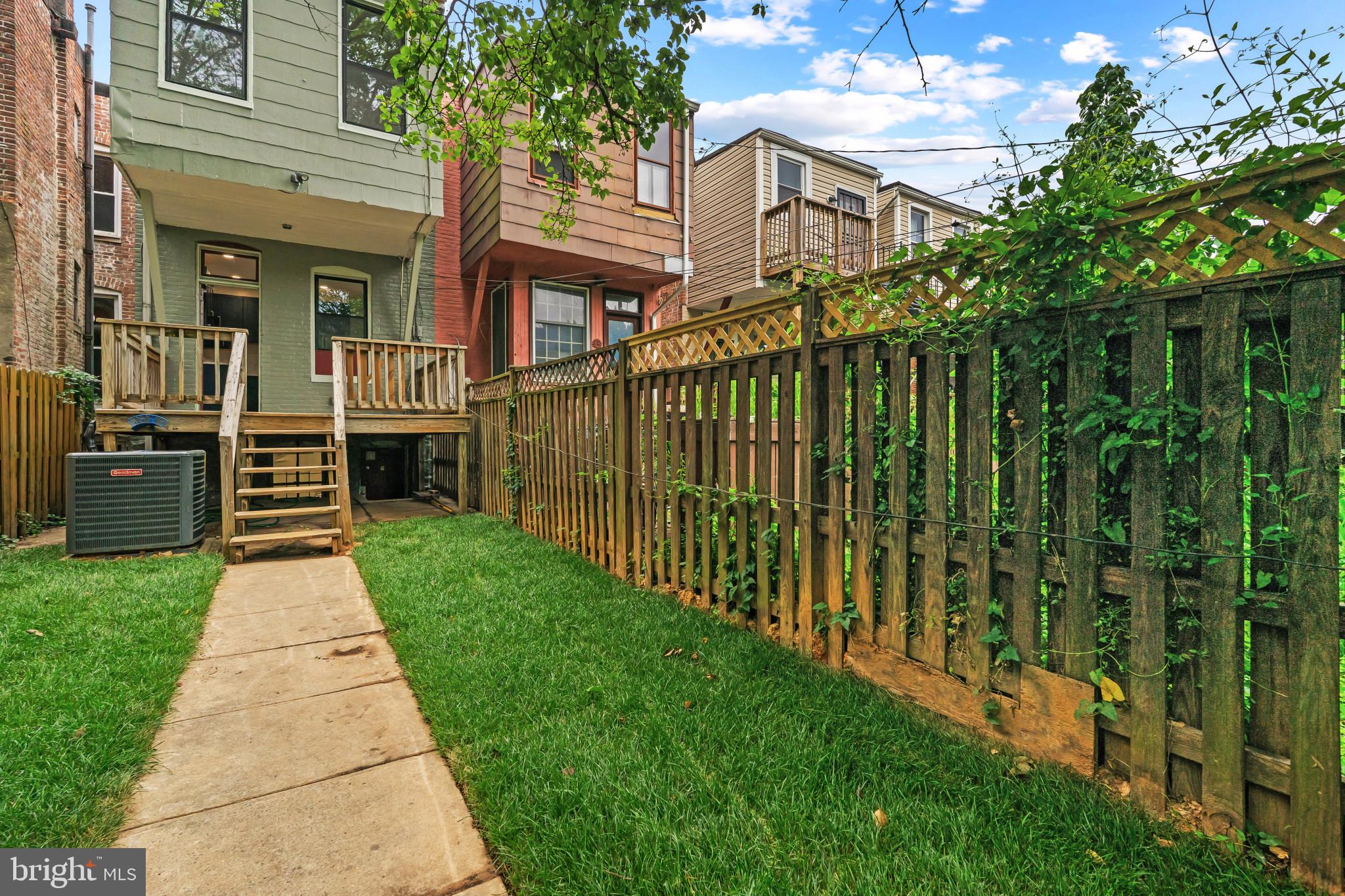 CHARLES VILLAGE - Residential