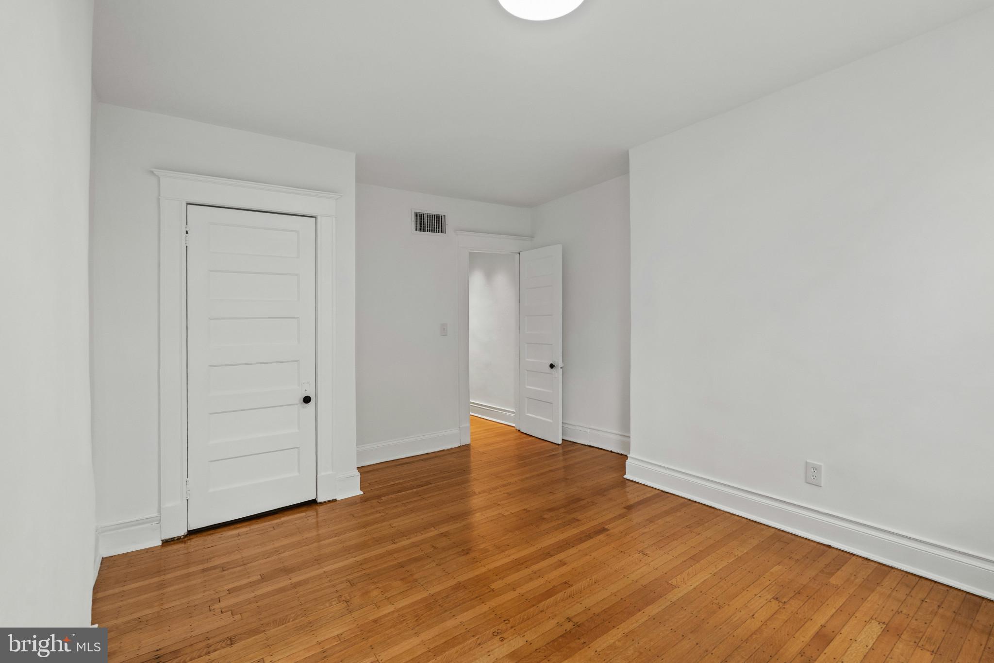 CHARLES VILLAGE - Residential