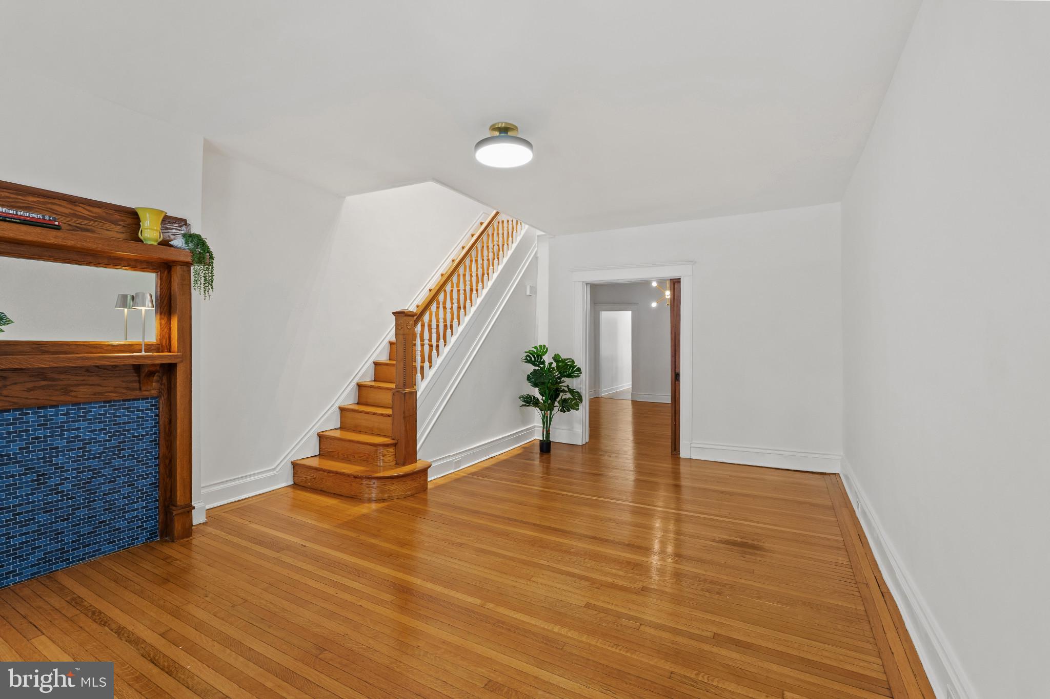 CHARLES VILLAGE - Residential