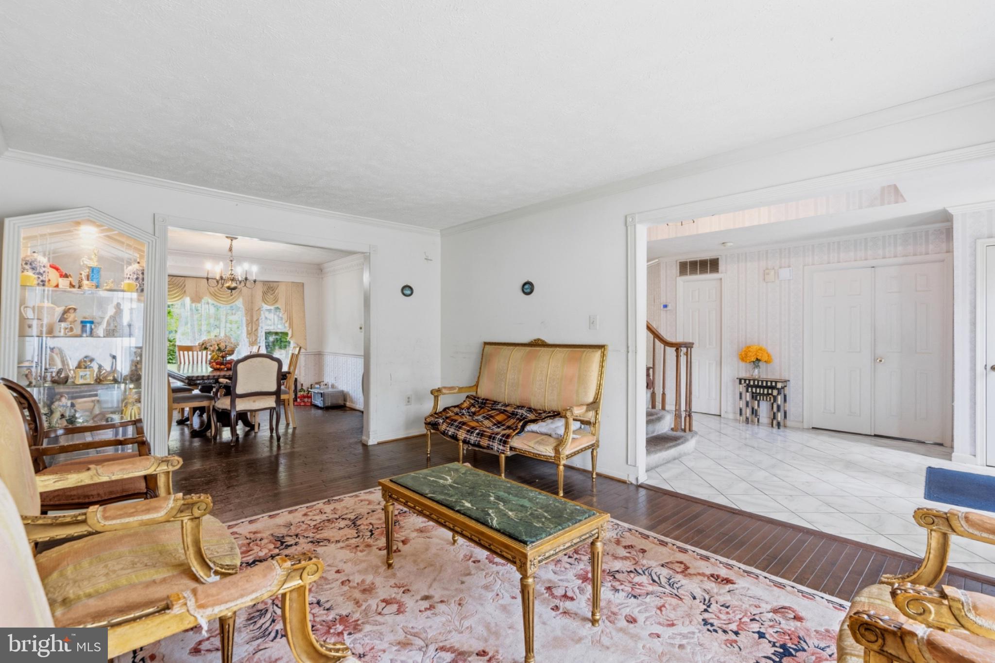 BARTONS GROVE - Residential