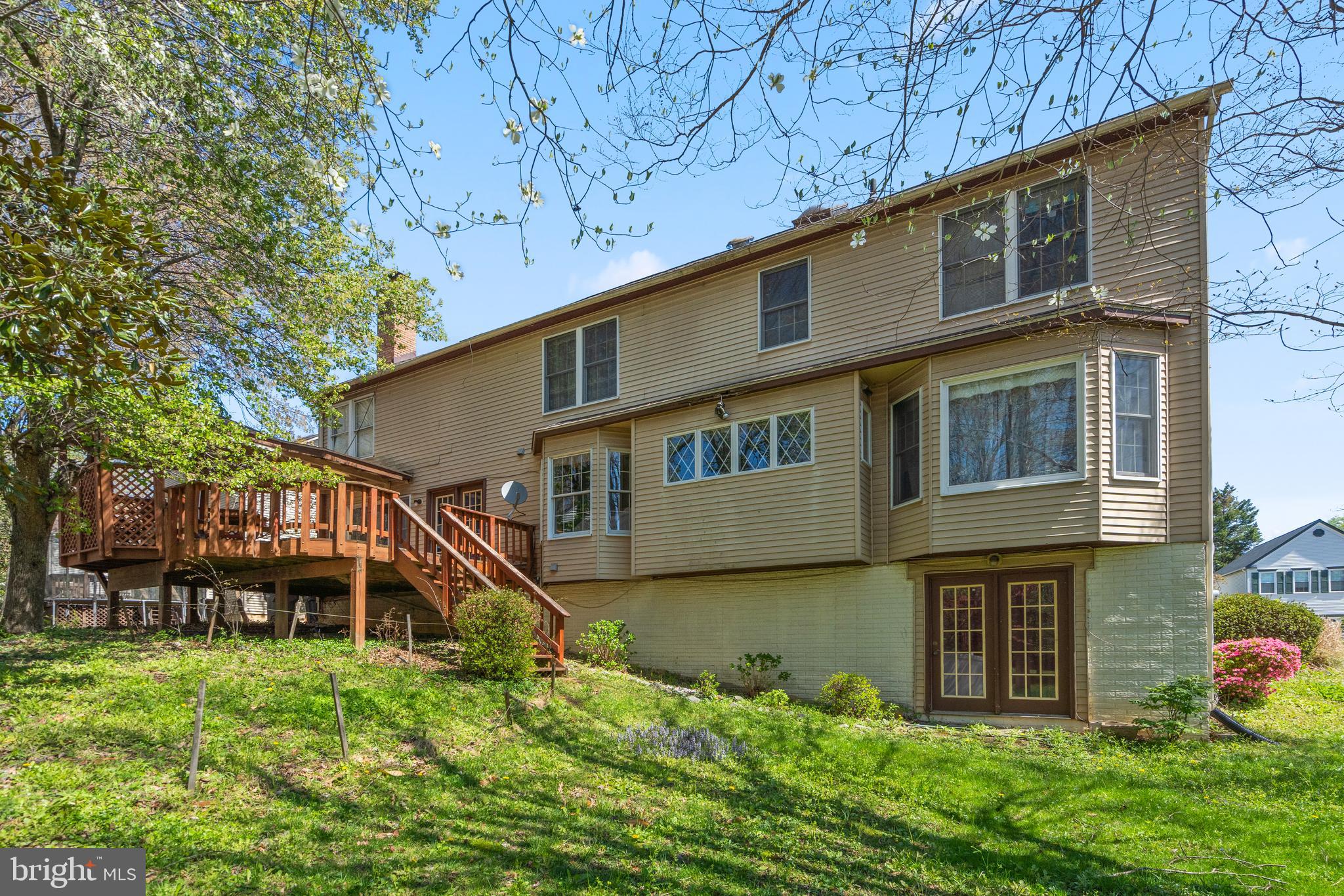 BARTONS GROVE - Residential