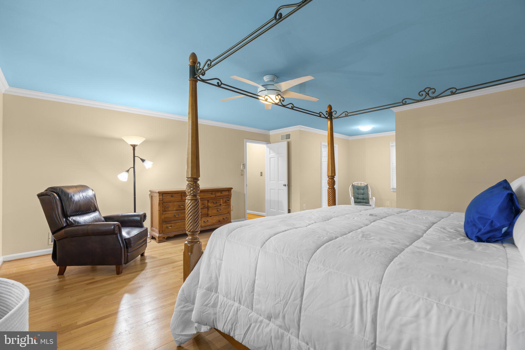 CHARTWELL - Residential
