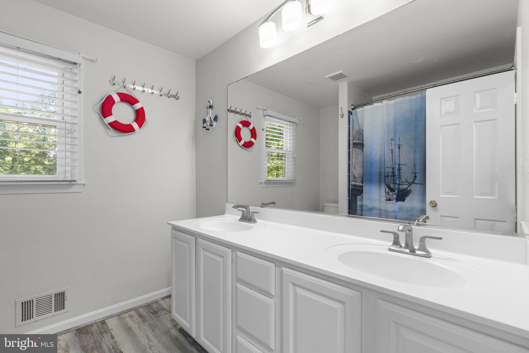 CHARTWELL - Residential