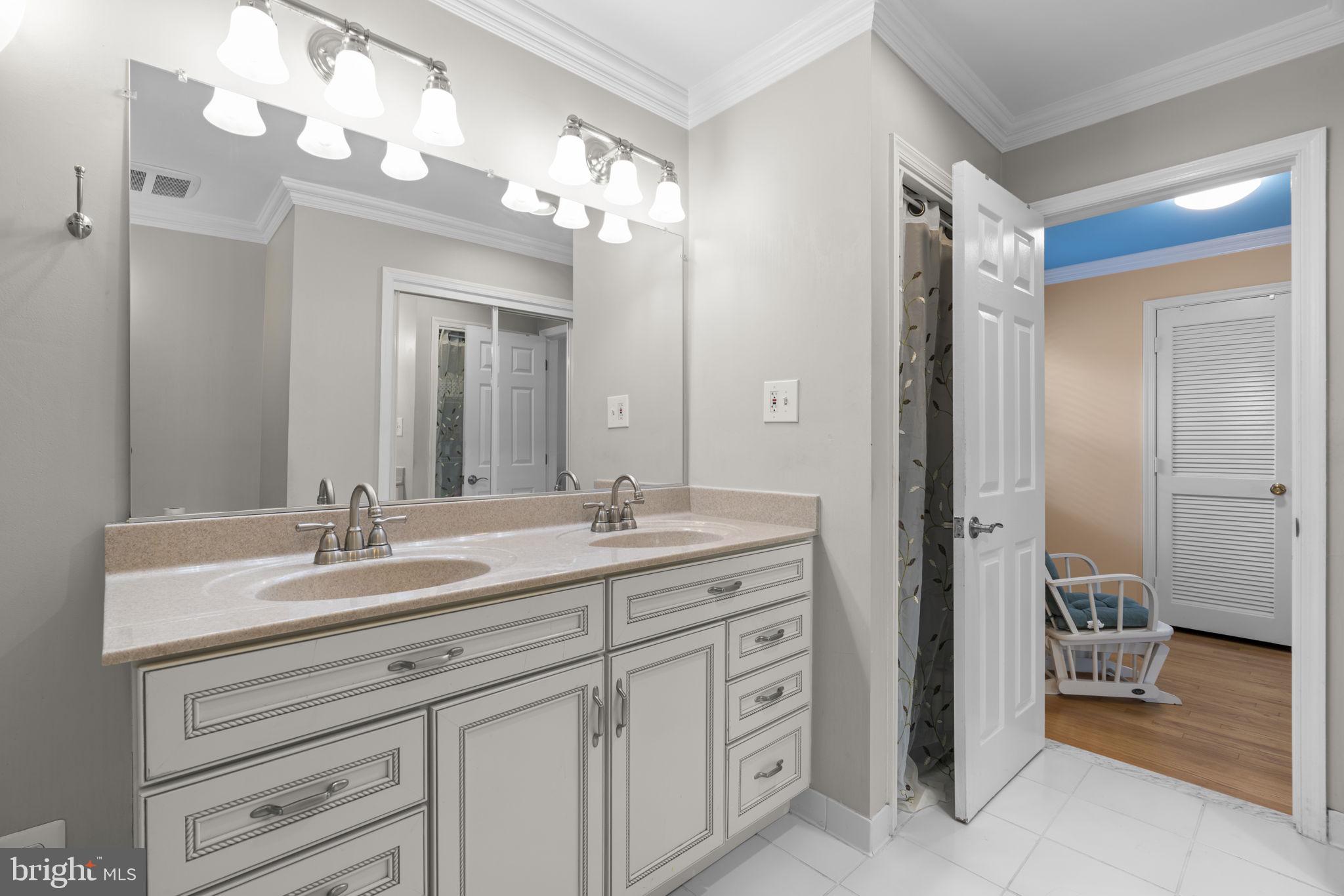 CHARTWELL - Residential