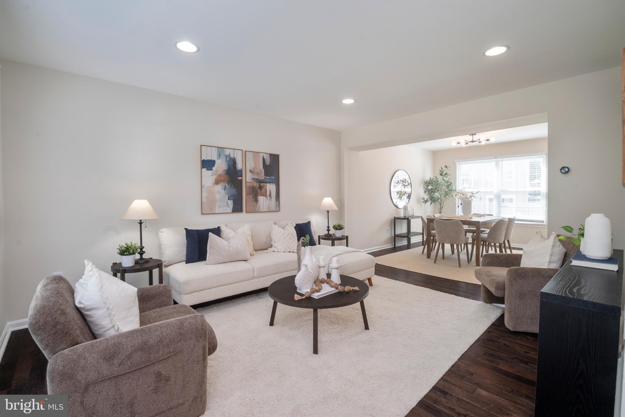 THE VILLAGE OF TIMBERGROVE - Residential