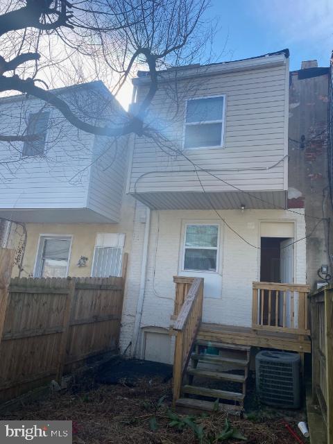 EAST BALTIMORE MIDWAY - Residential