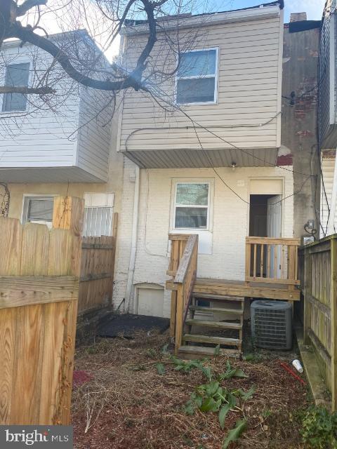 EAST BALTIMORE MIDWAY - Residential