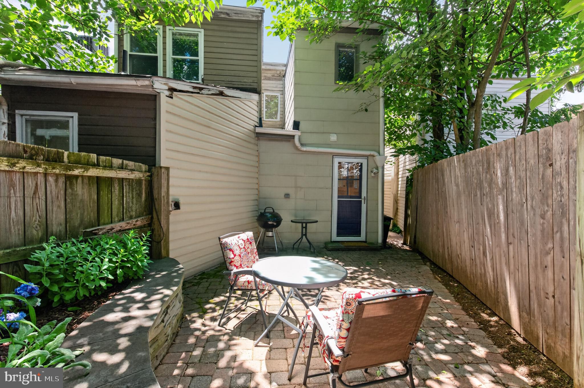 HISTORIC DISTRICT - Residential