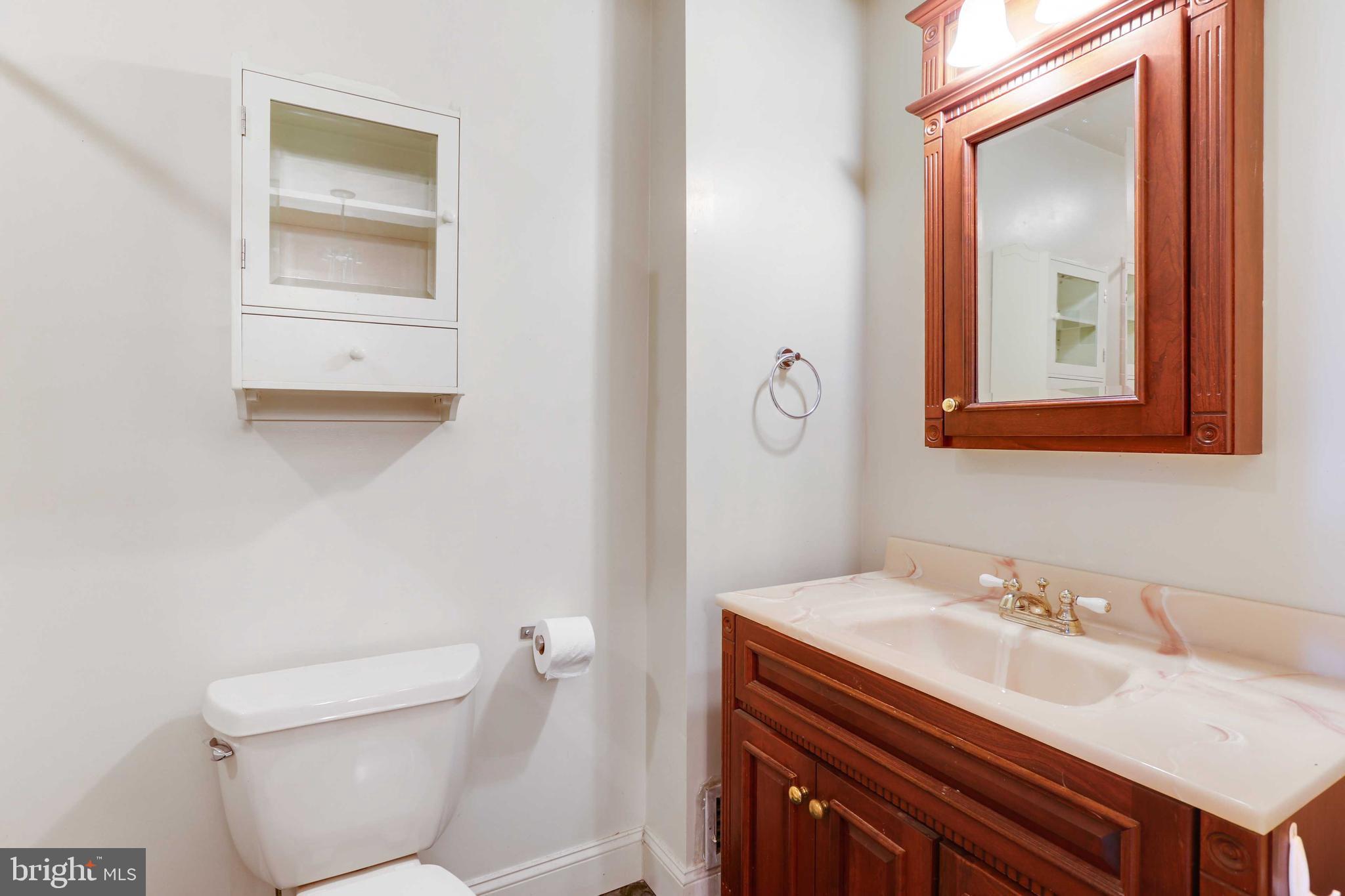 LOCUST POINT - Residential Lease