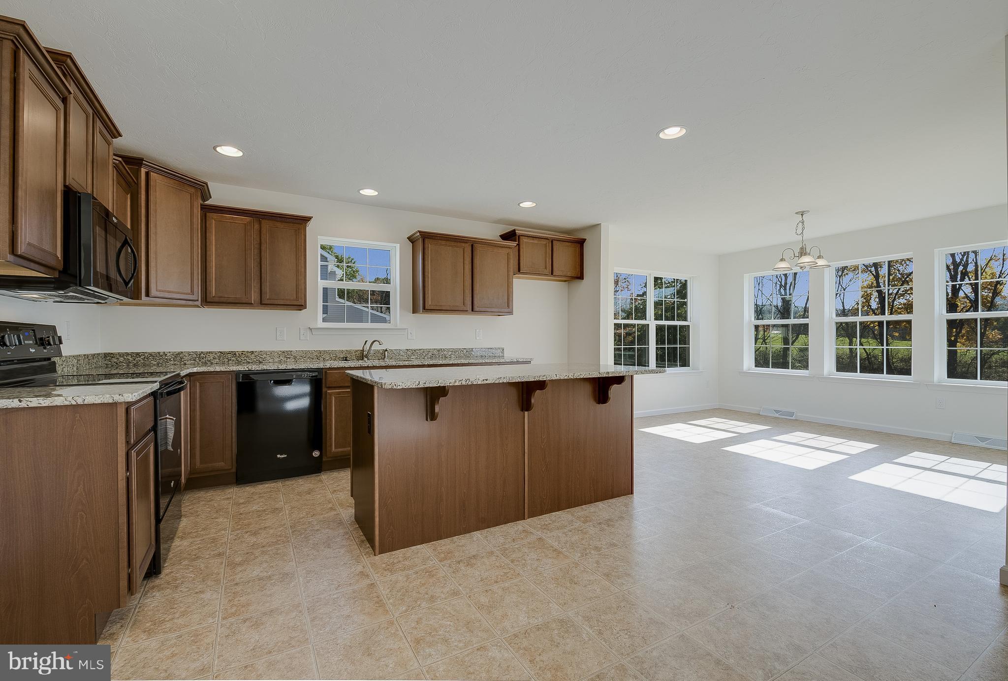 KINGS COURT AT BROWNSTONE - Residential