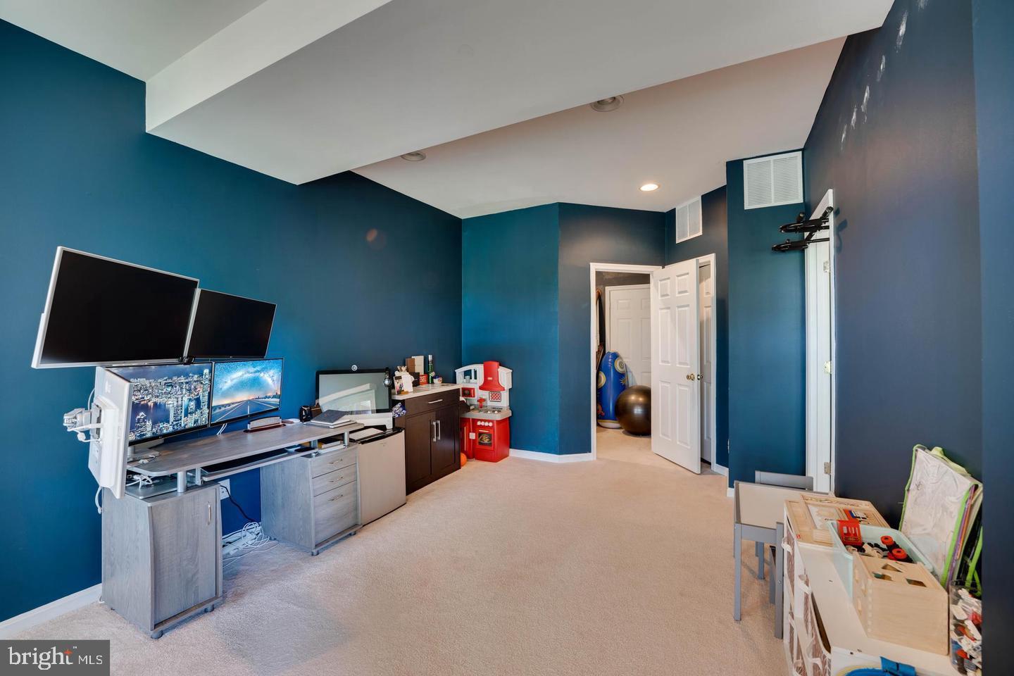 STONE RIDGE - Residential