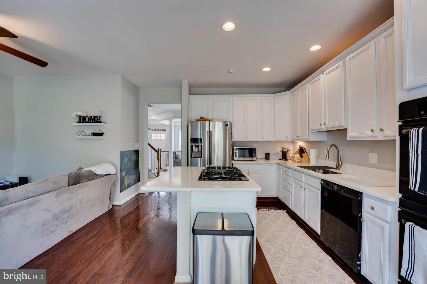 STONE RIDGE - Residential