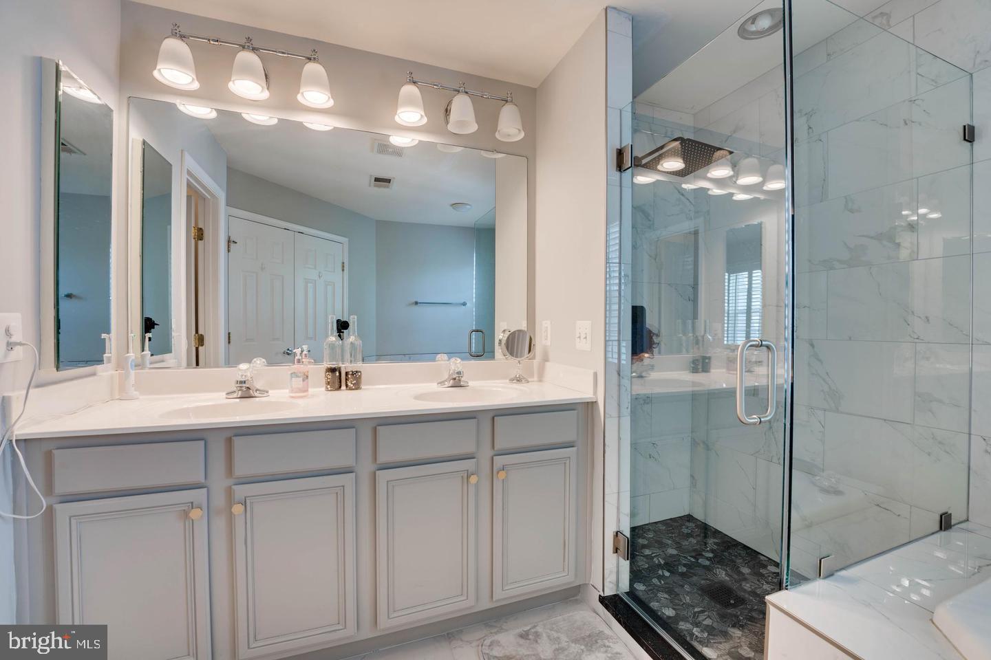 STONE RIDGE - Residential