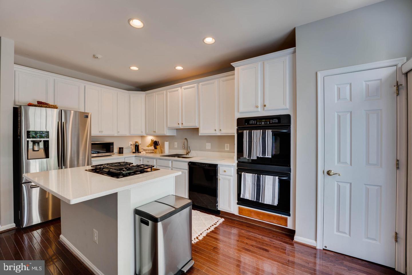 STONE RIDGE - Residential