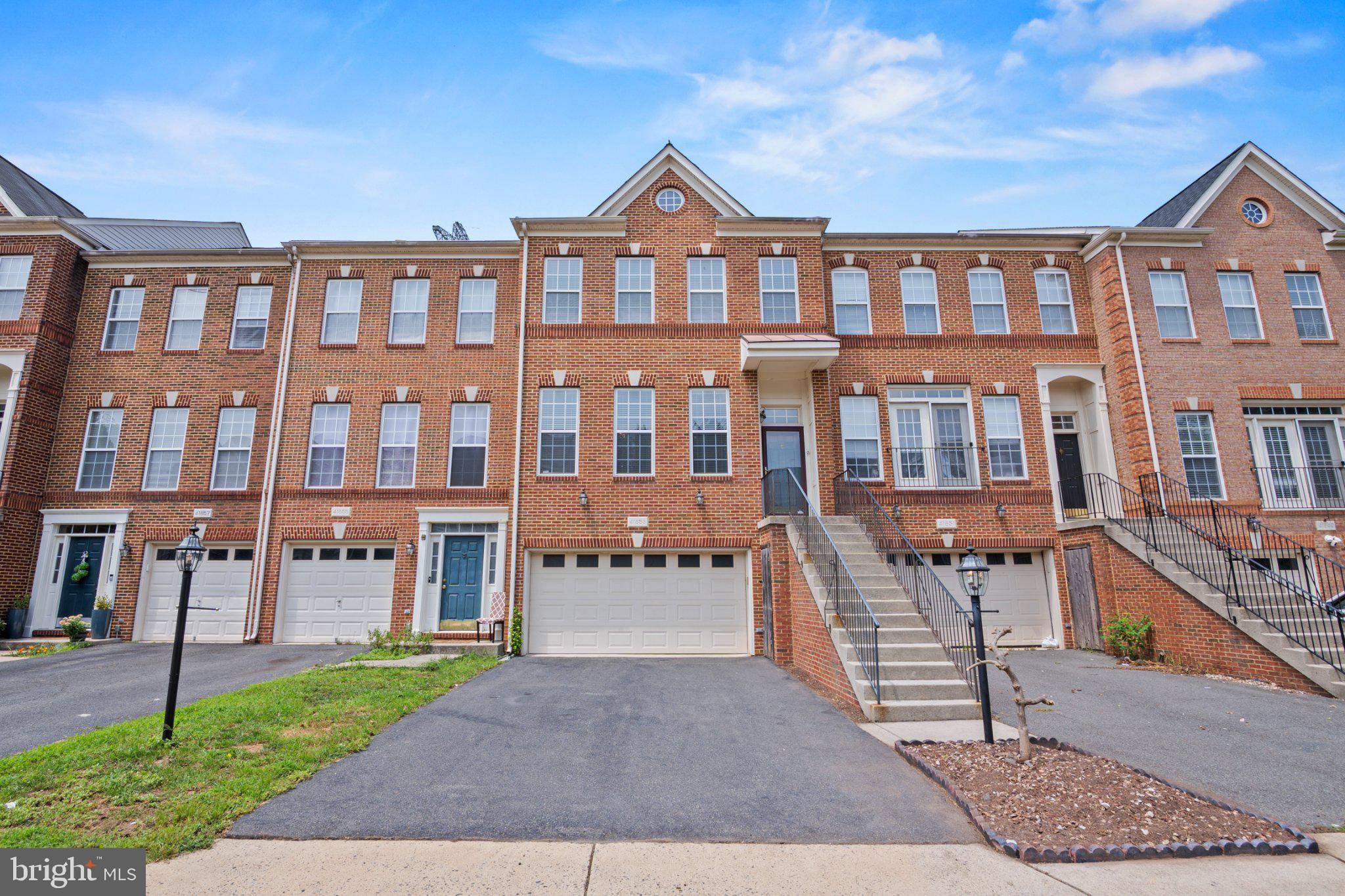 STONE RIDGE - Residential