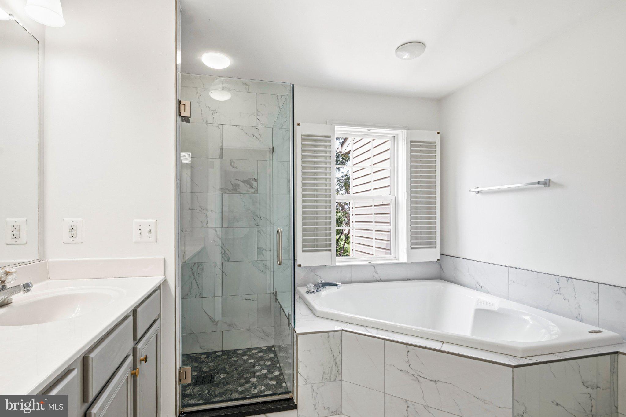 STONE RIDGE - Residential