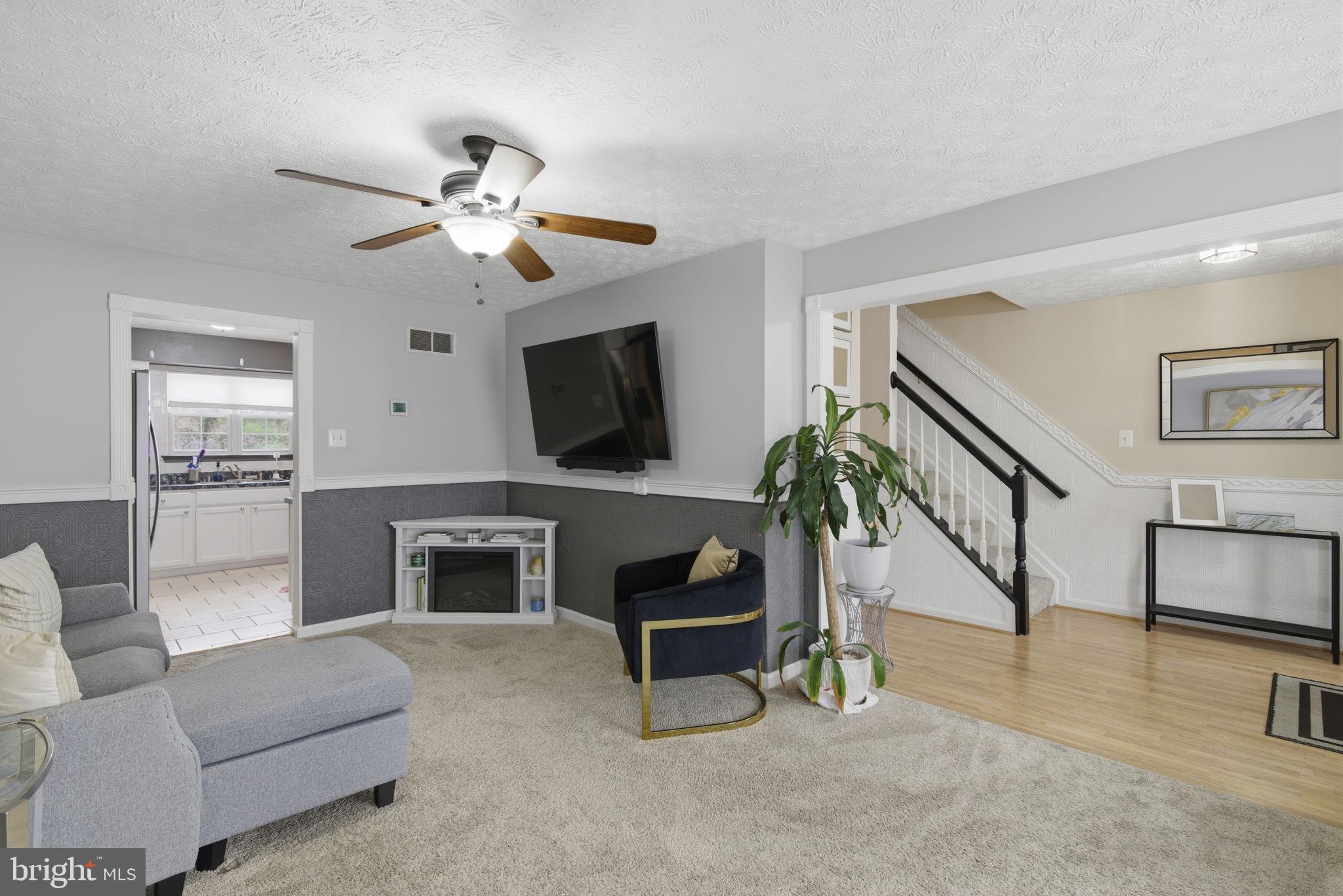 HARFORD TOWN - Residential