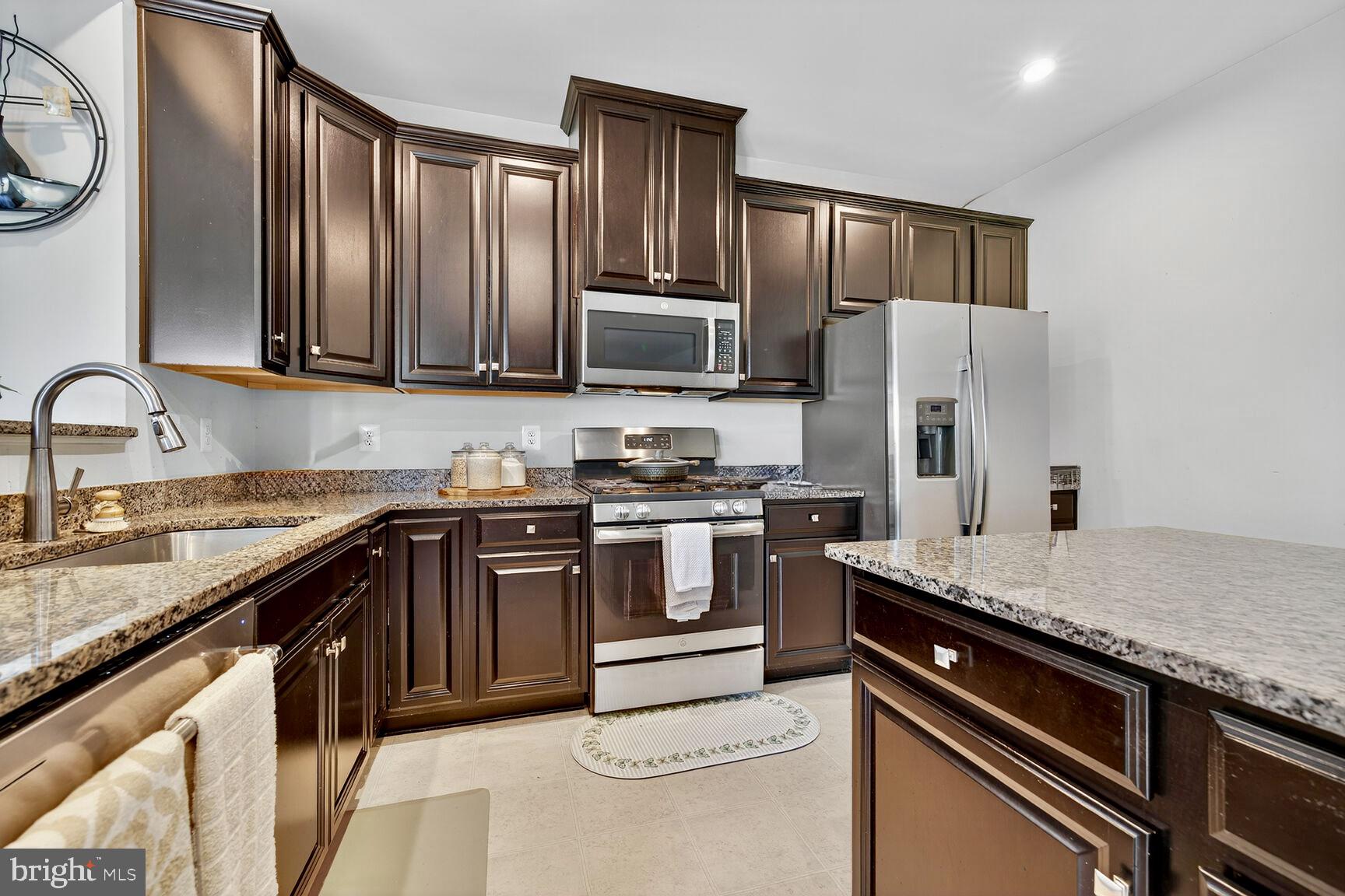 WESTFIELDS - Residential
