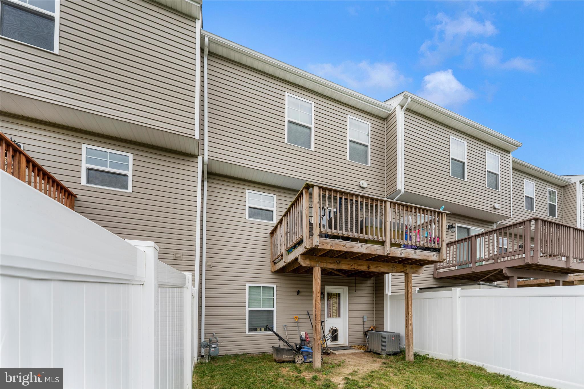 HERITAGE HILLS - Residential