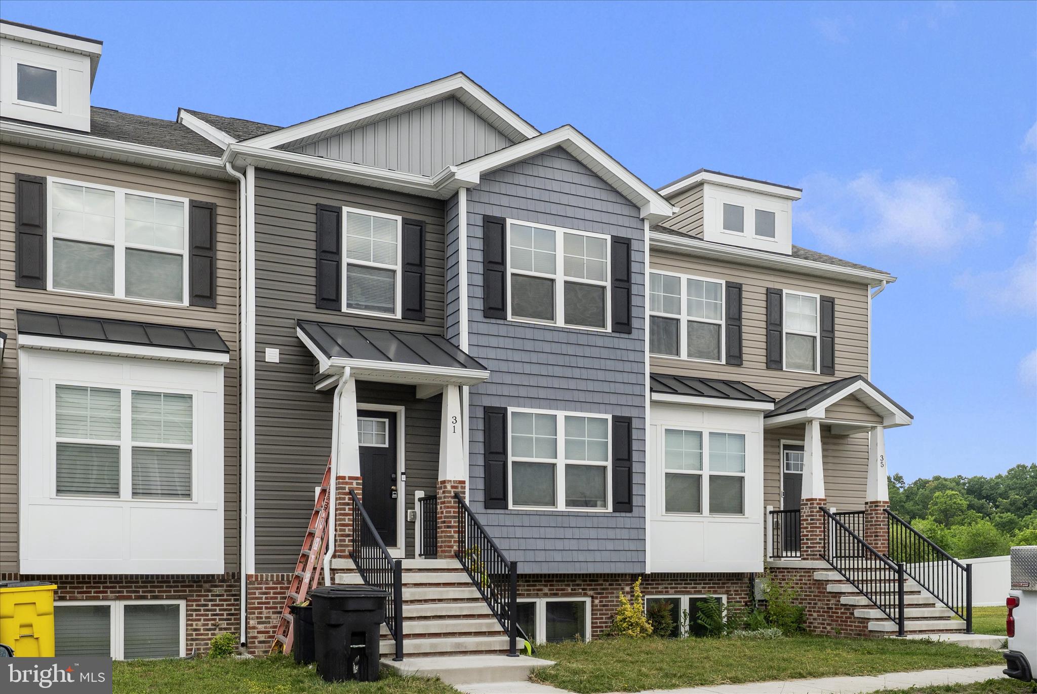 HERITAGE HILLS - Residential