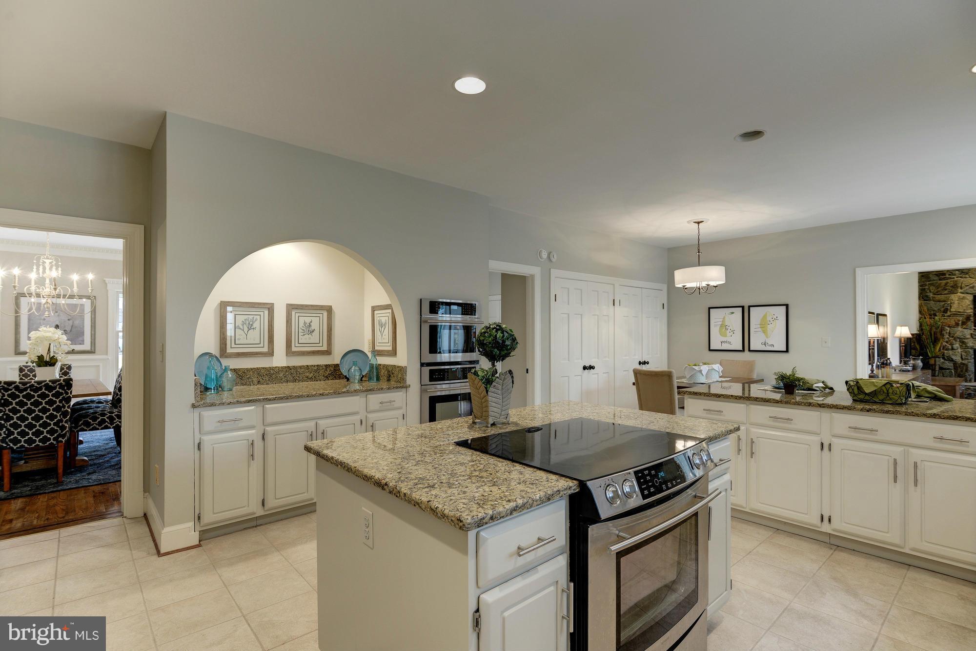 SUMMERWOOD - Residential