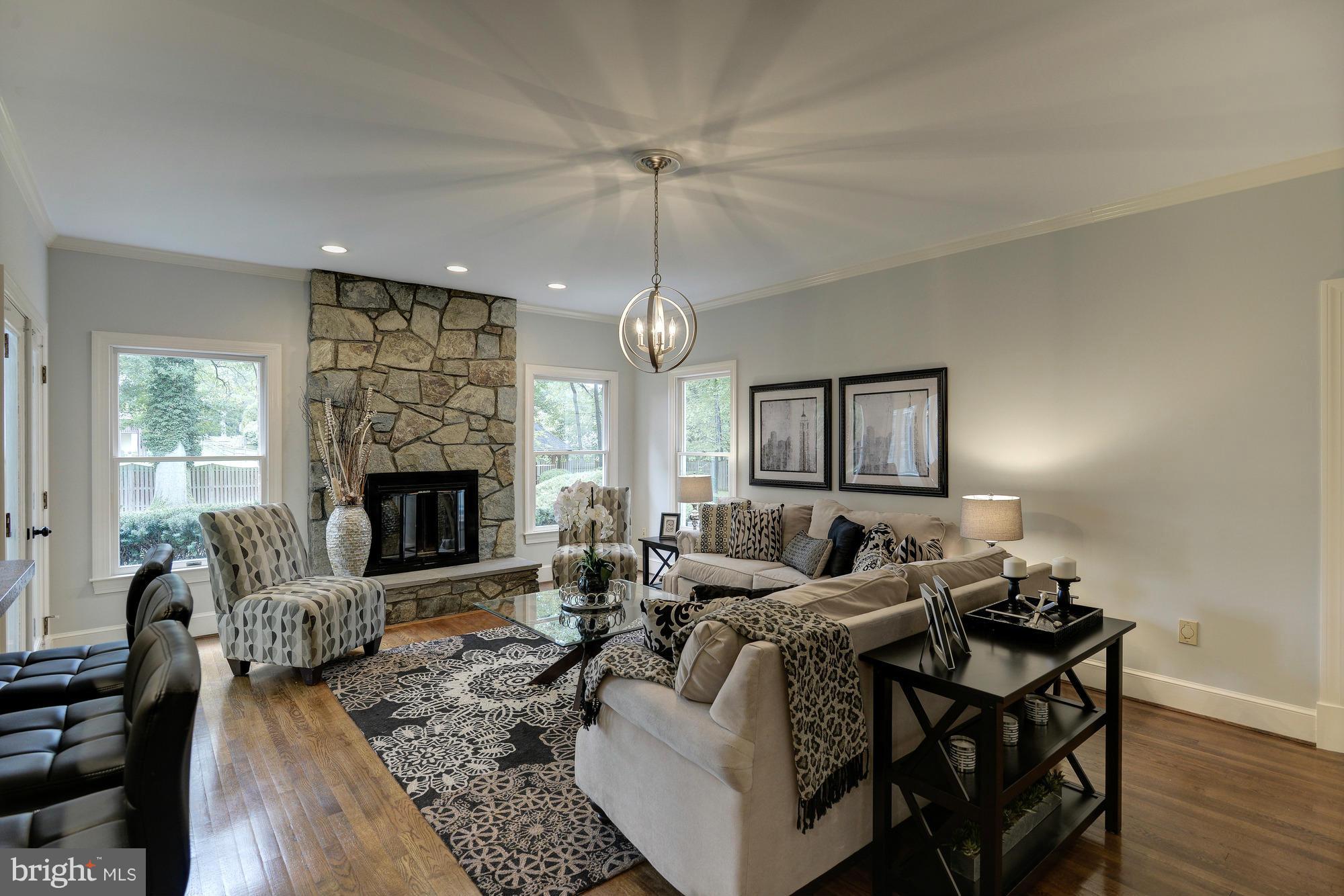 SUMMERWOOD - Residential