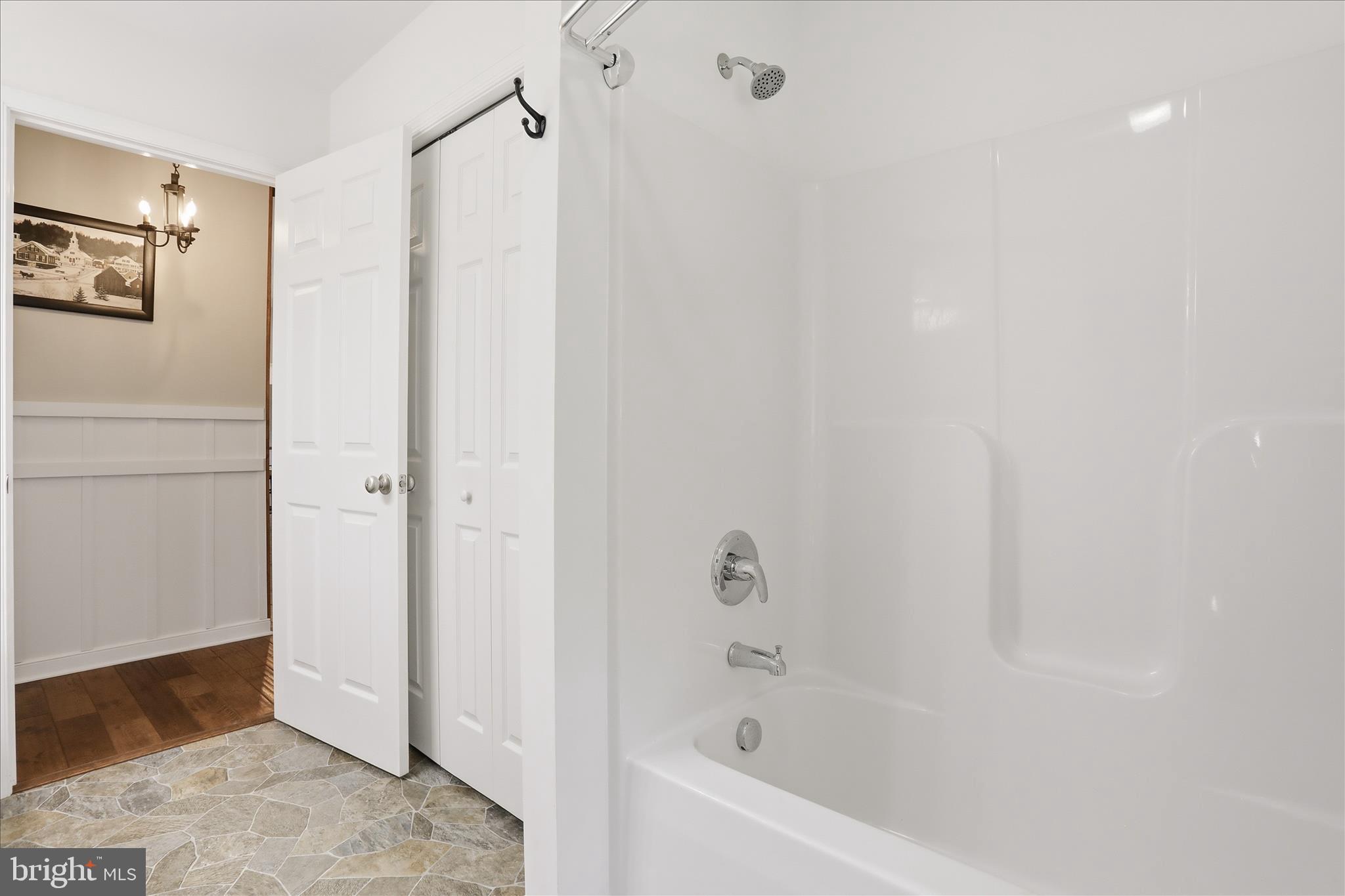 POTOMAC VISTAS - Residential