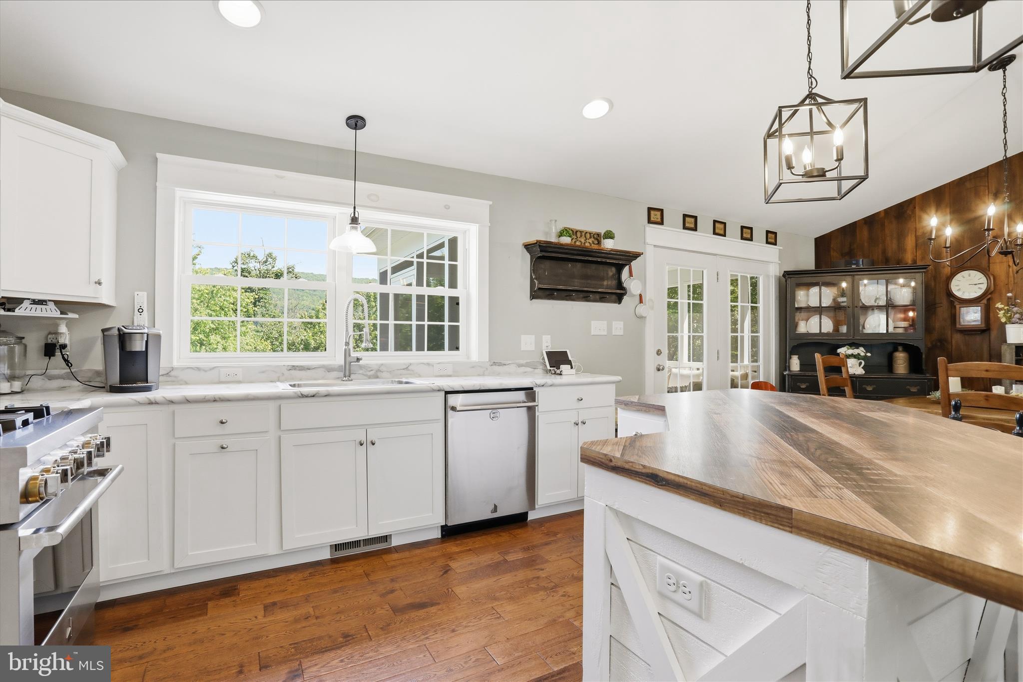 POTOMAC VISTAS - Residential