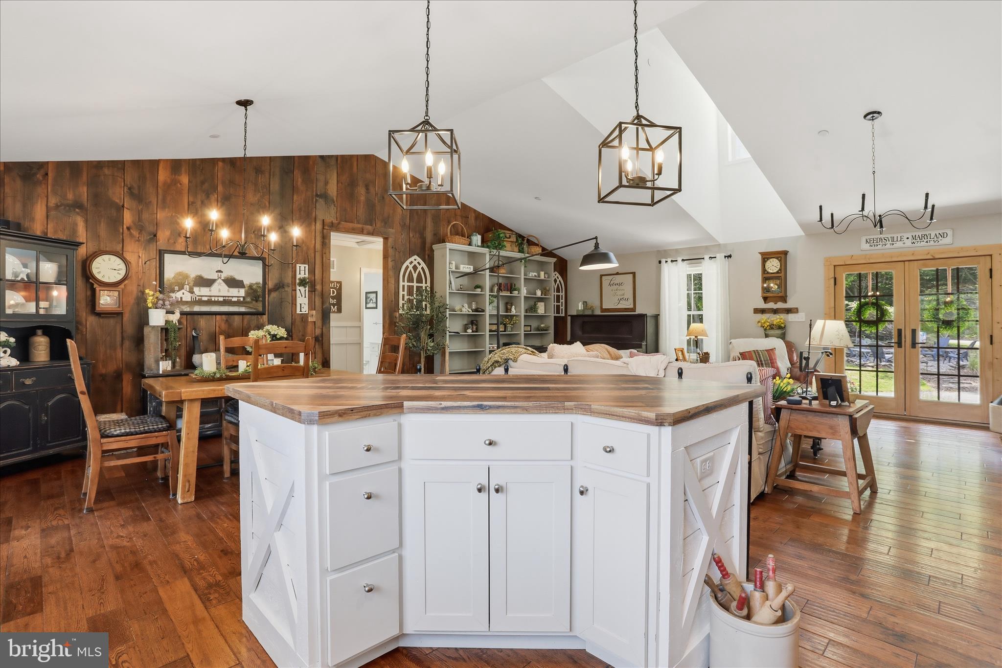 POTOMAC VISTAS - Residential