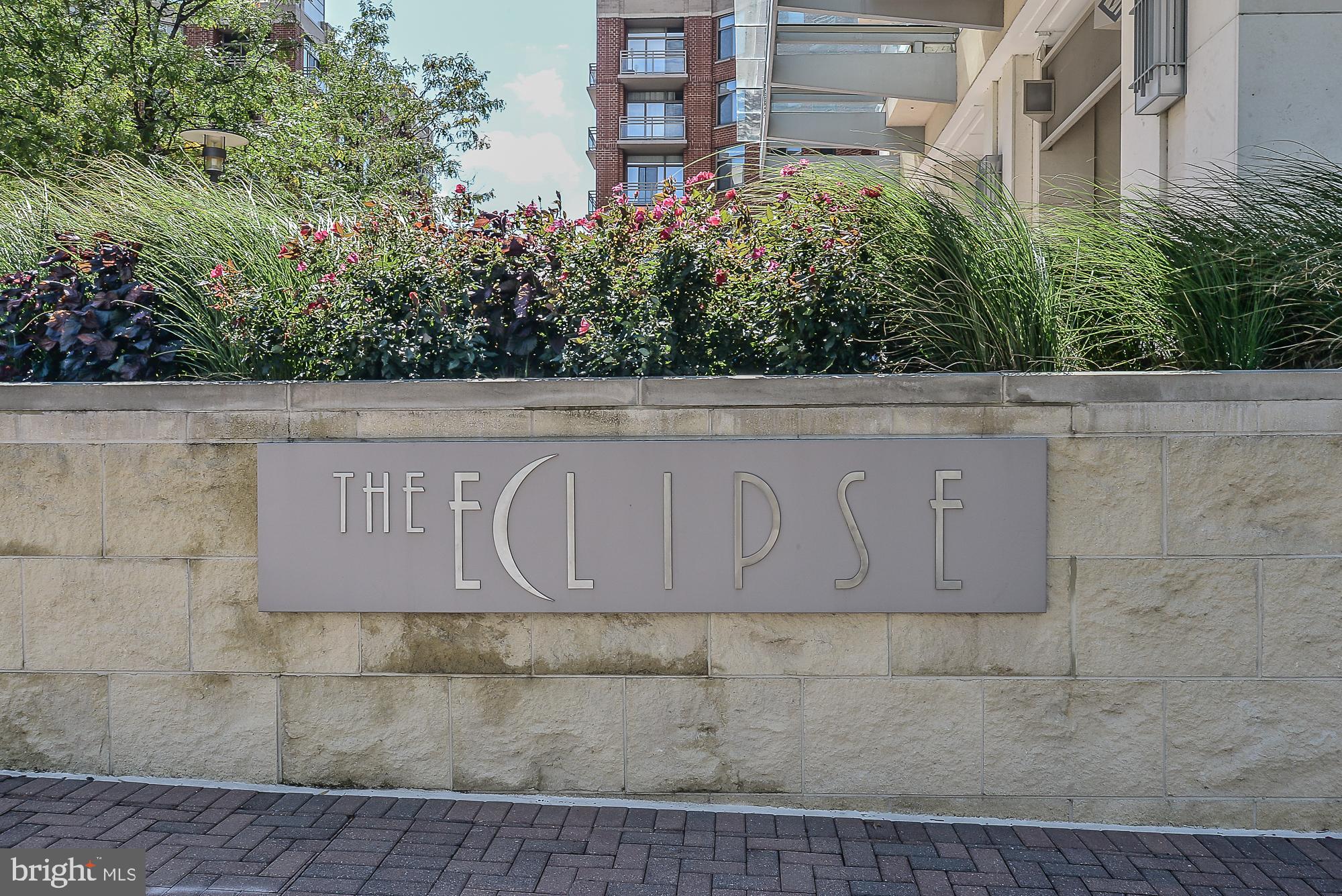 ECLIPSE ON CENTER PARK - Residential