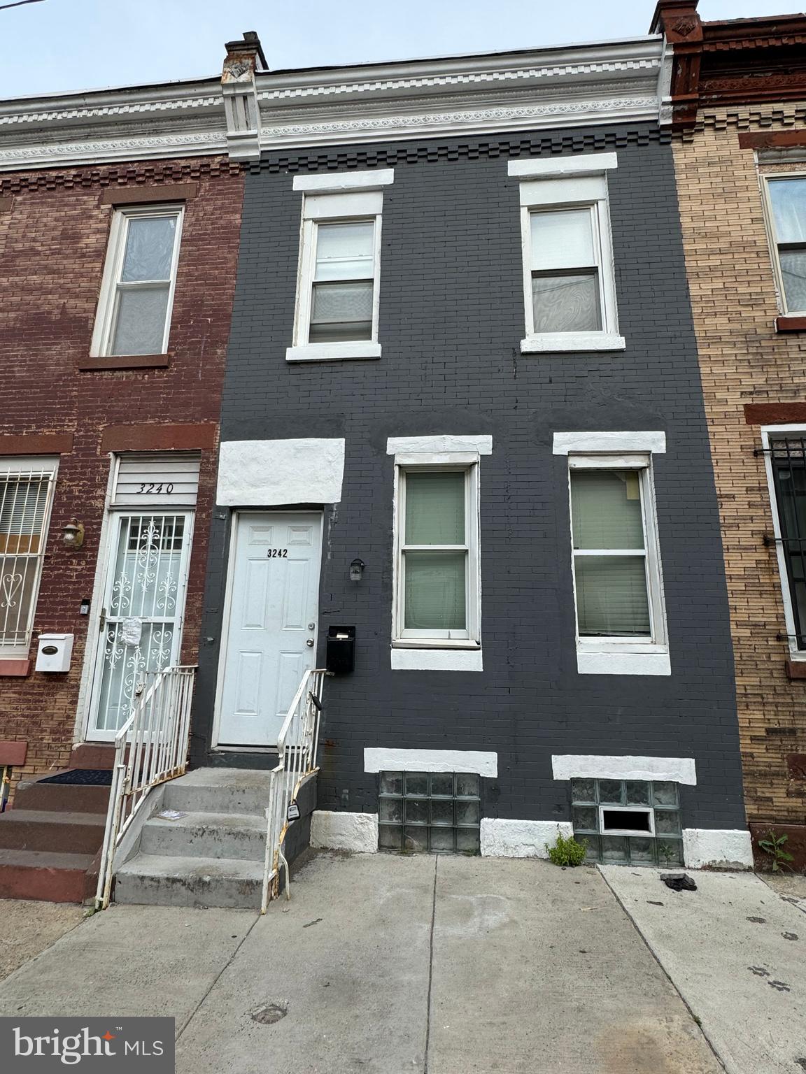 PHILADELPHIA - Residential