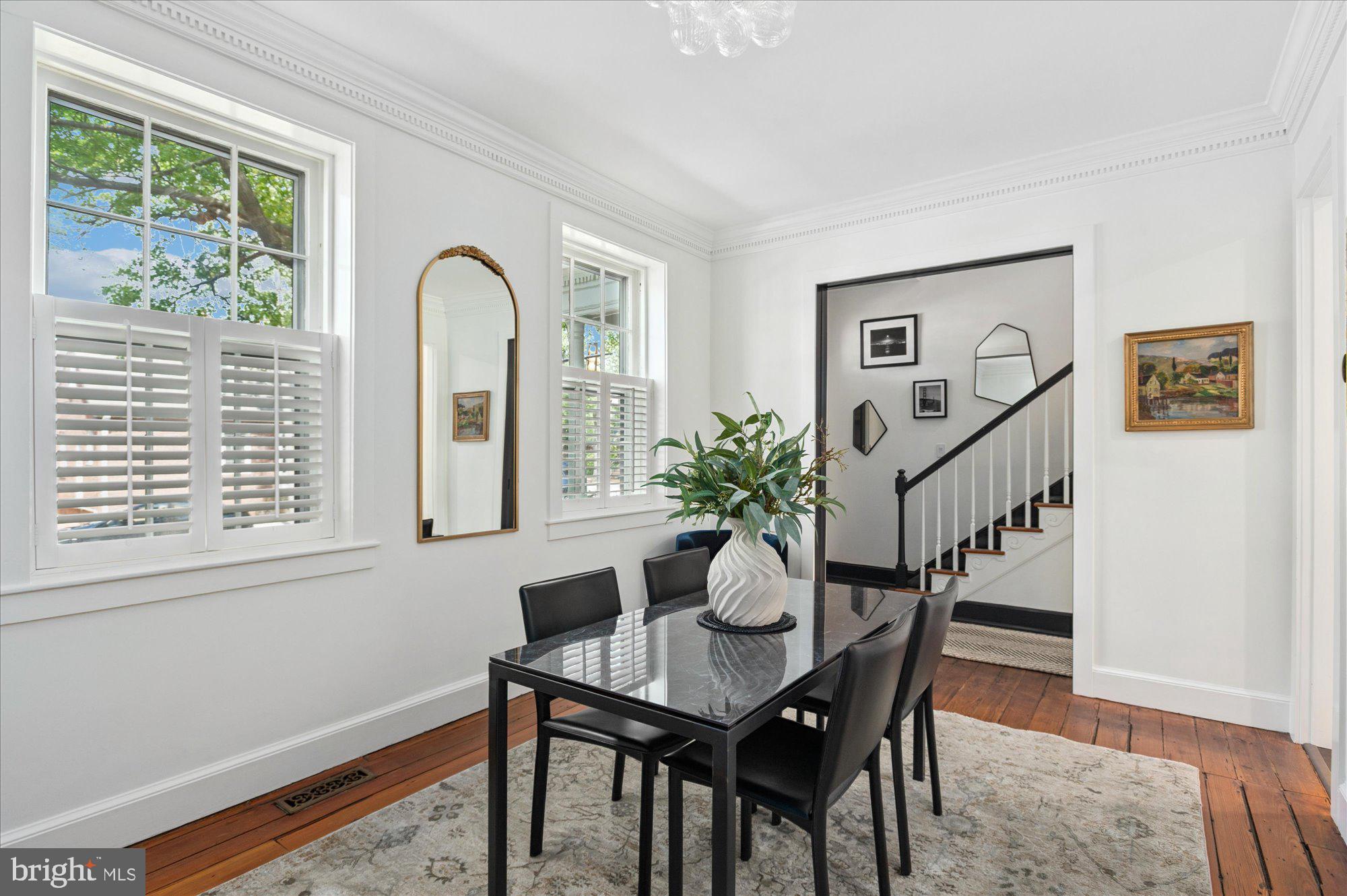ST JOHNS SQUARE - Residential