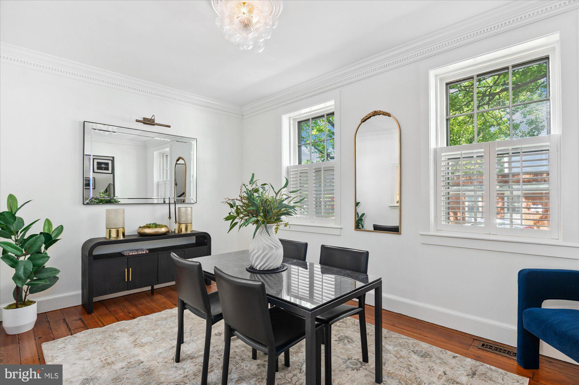 ST JOHNS SQUARE - Residential