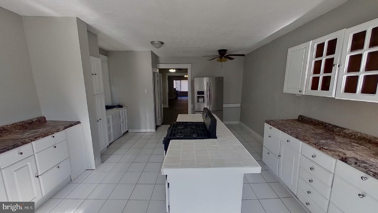 OVERBROOK PARK - Residential Lease