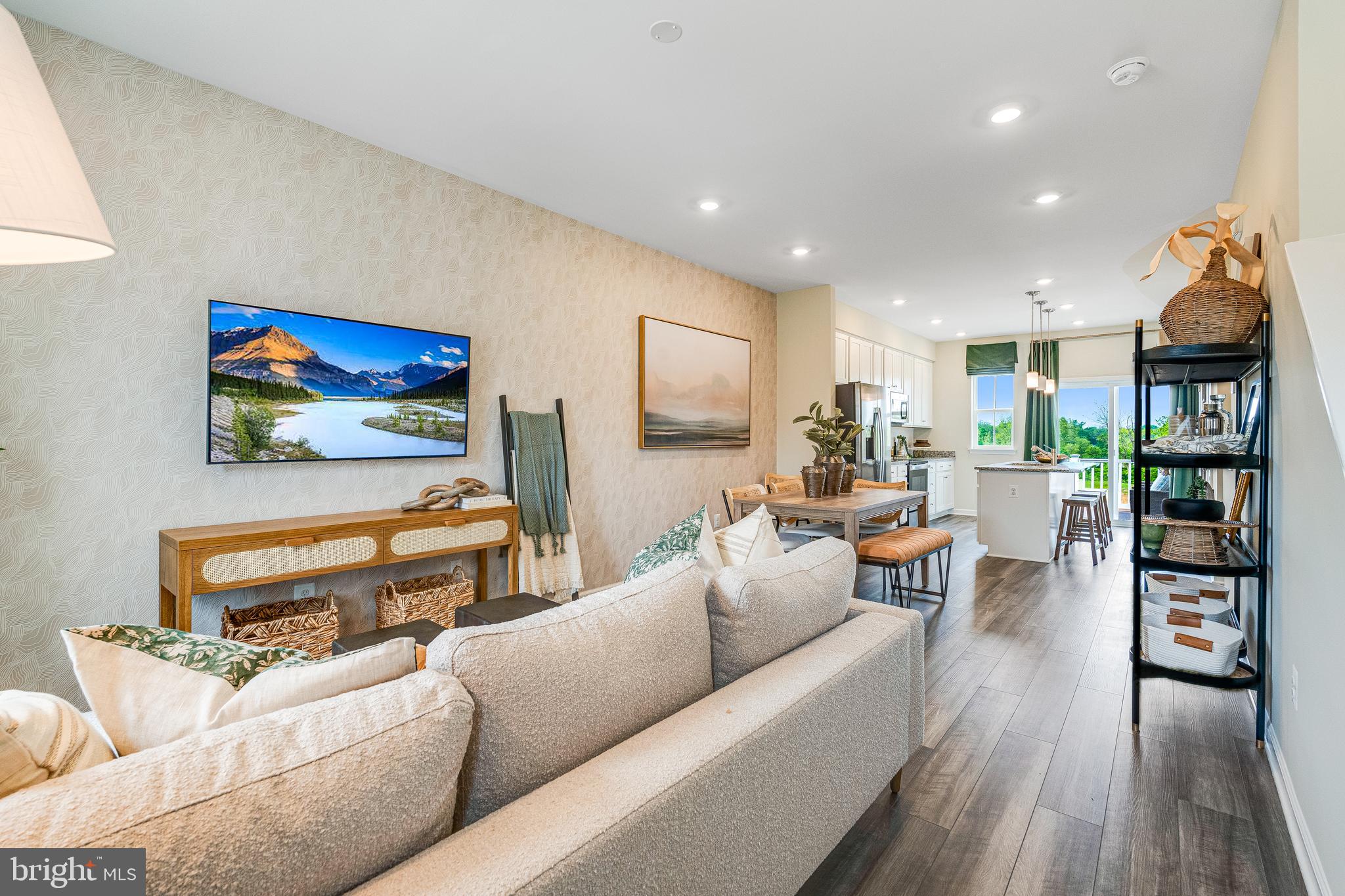 RED CLOVER MEADOWS - Residential