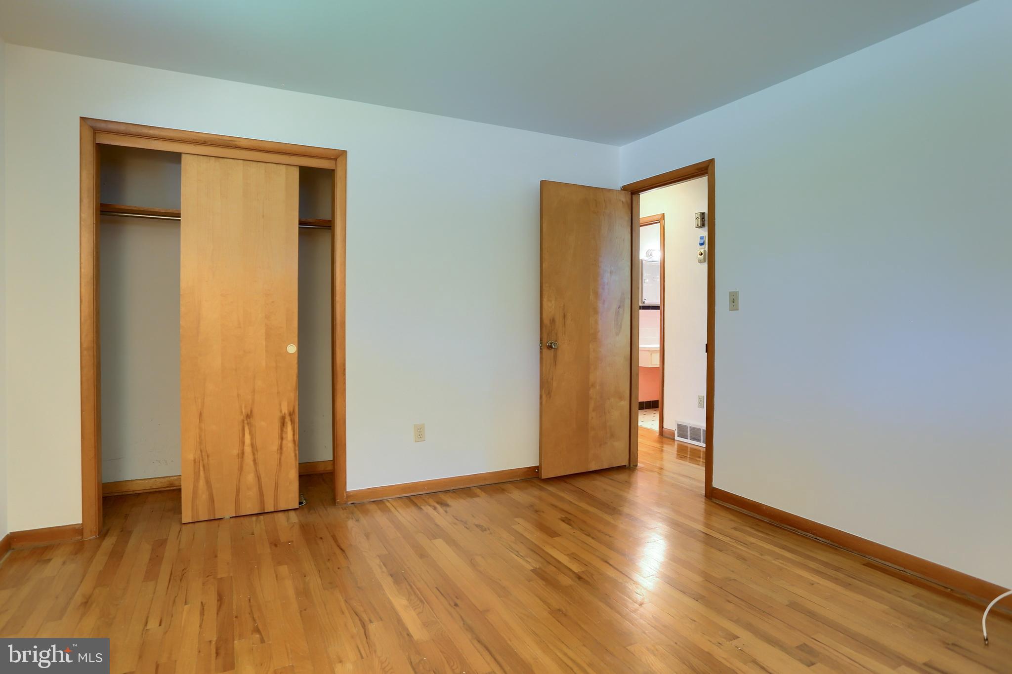 CEDAR CLIFF MANOR - Residential