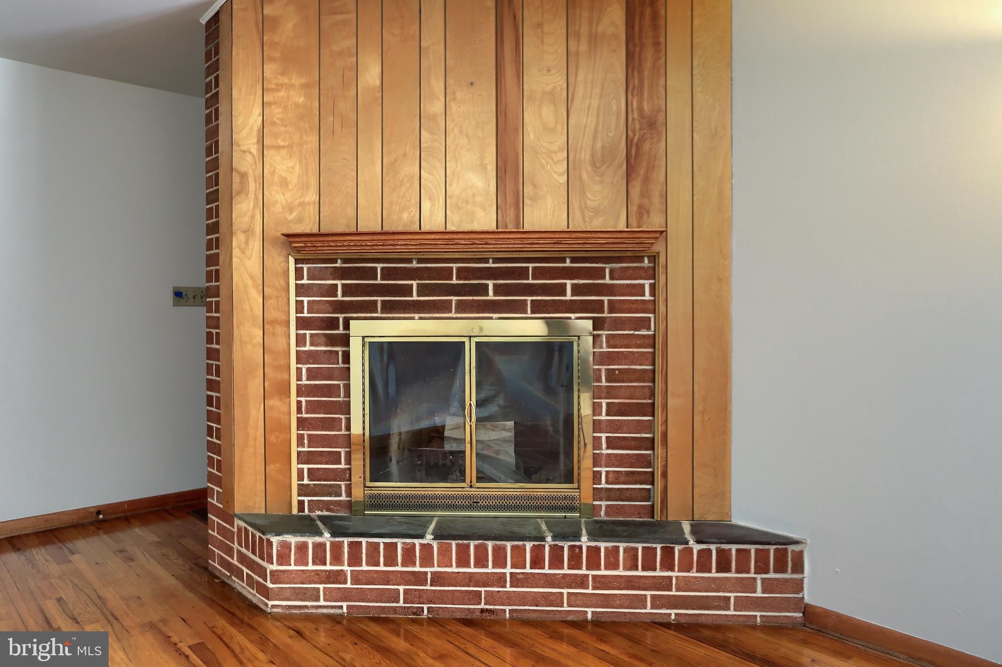 CEDAR CLIFF MANOR - Residential