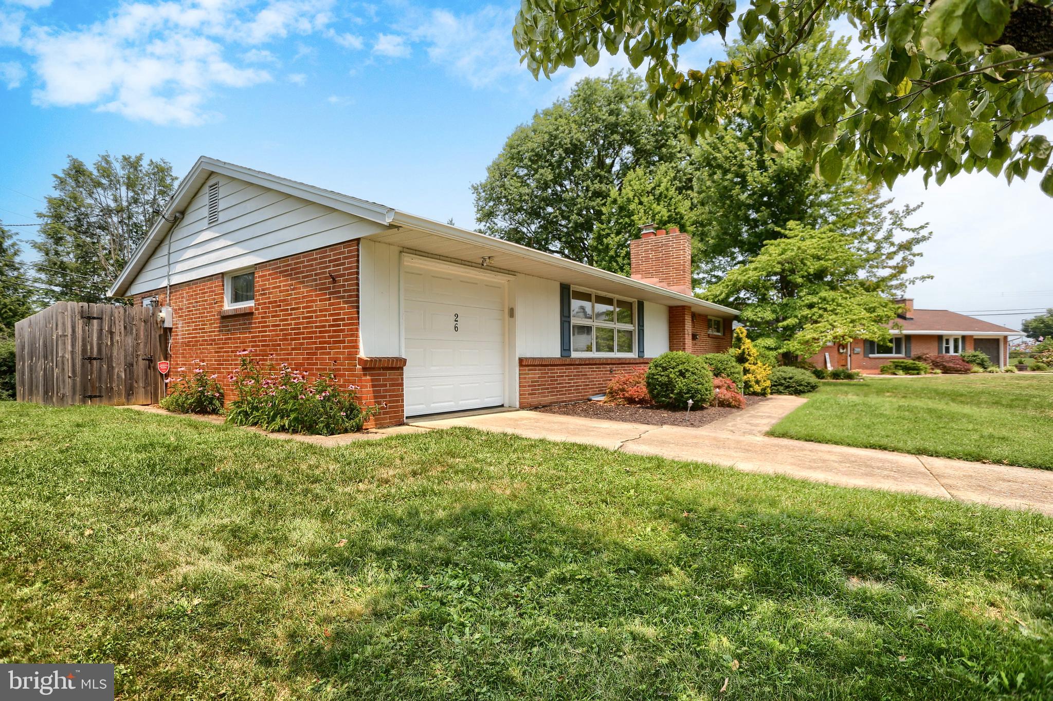 CEDAR CLIFF MANOR - Residential