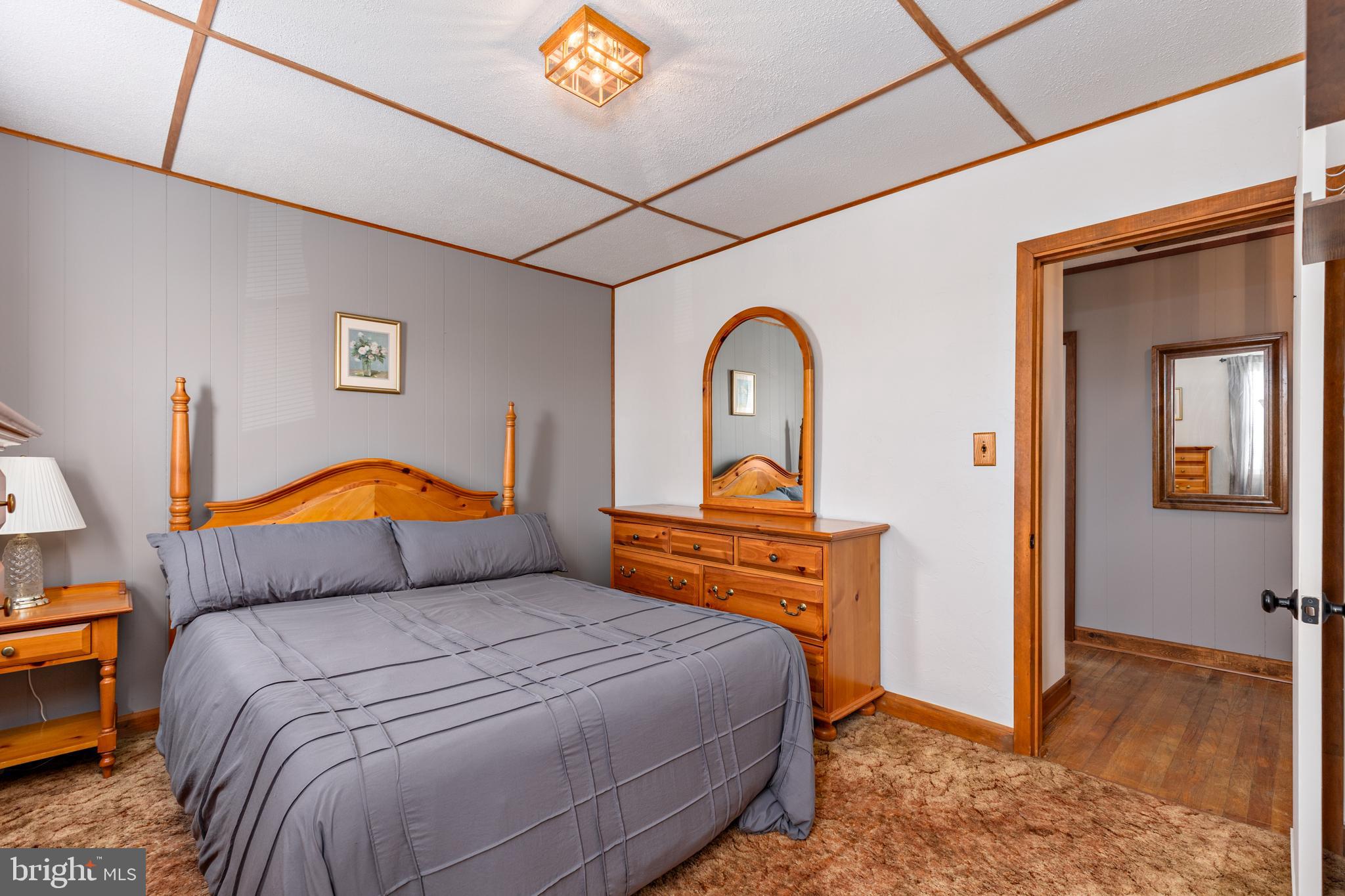 MERRITT HOMES - Residential