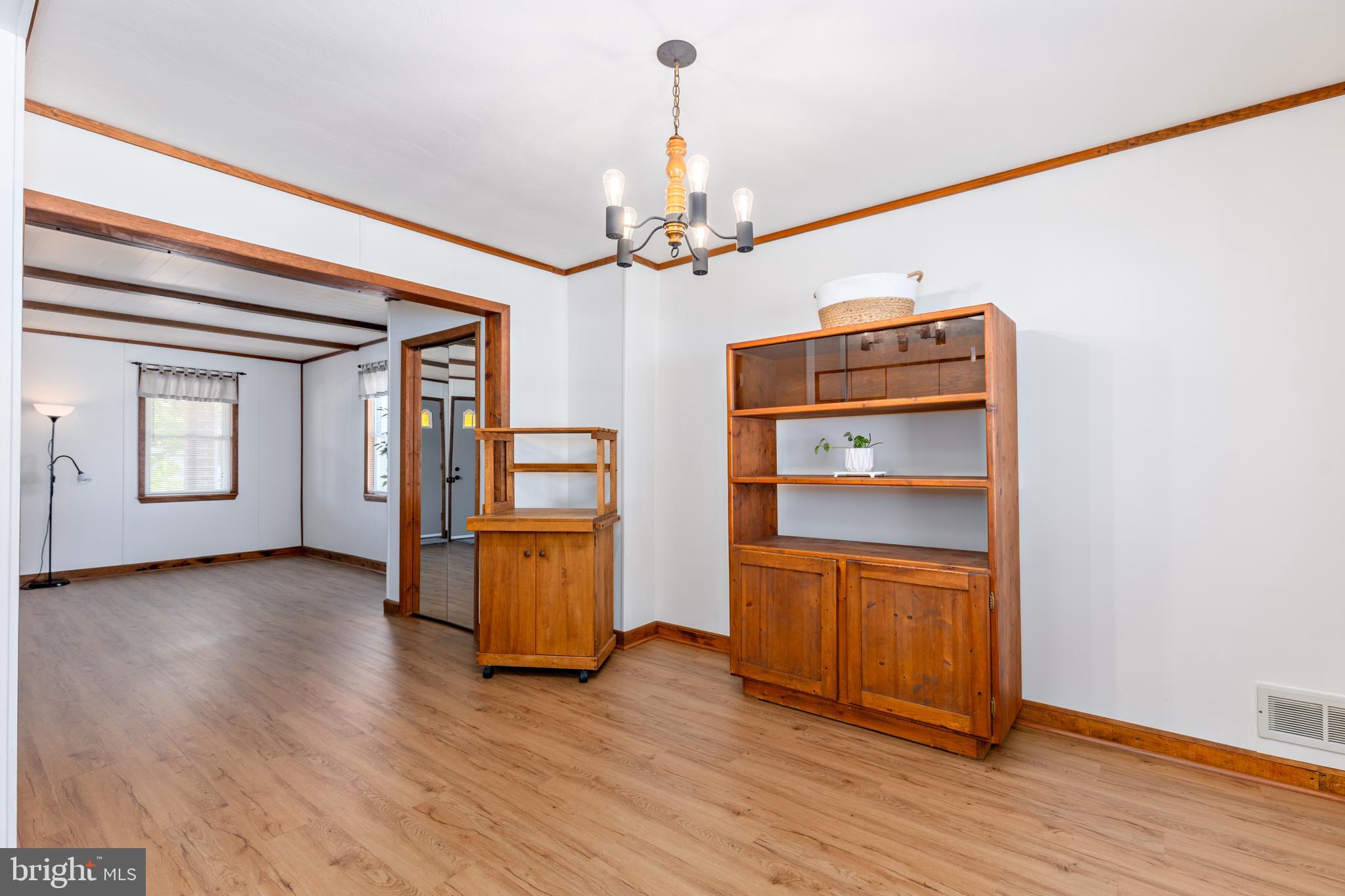 MERRITT HOMES - Residential