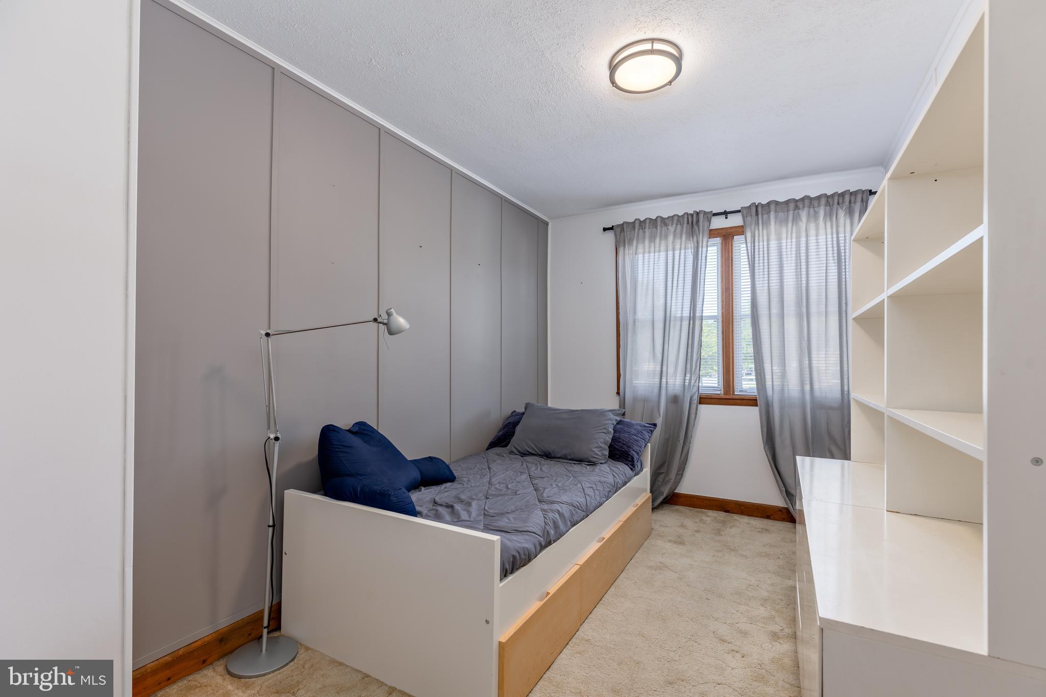 MERRITT HOMES - Residential