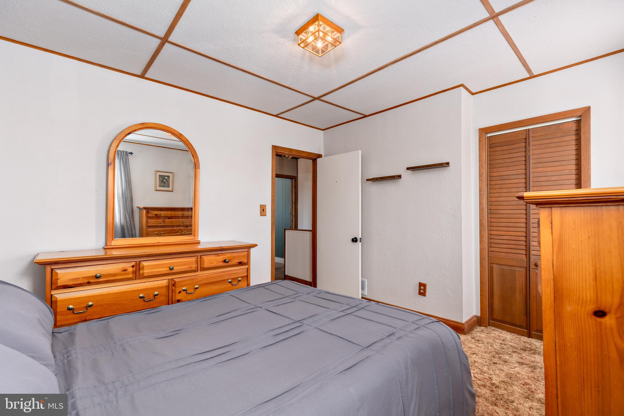 MERRITT HOMES - Residential