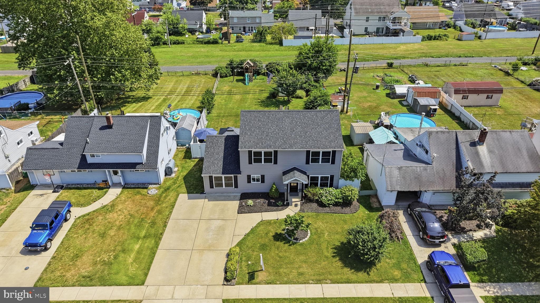 INDIAN CREEK - Residential