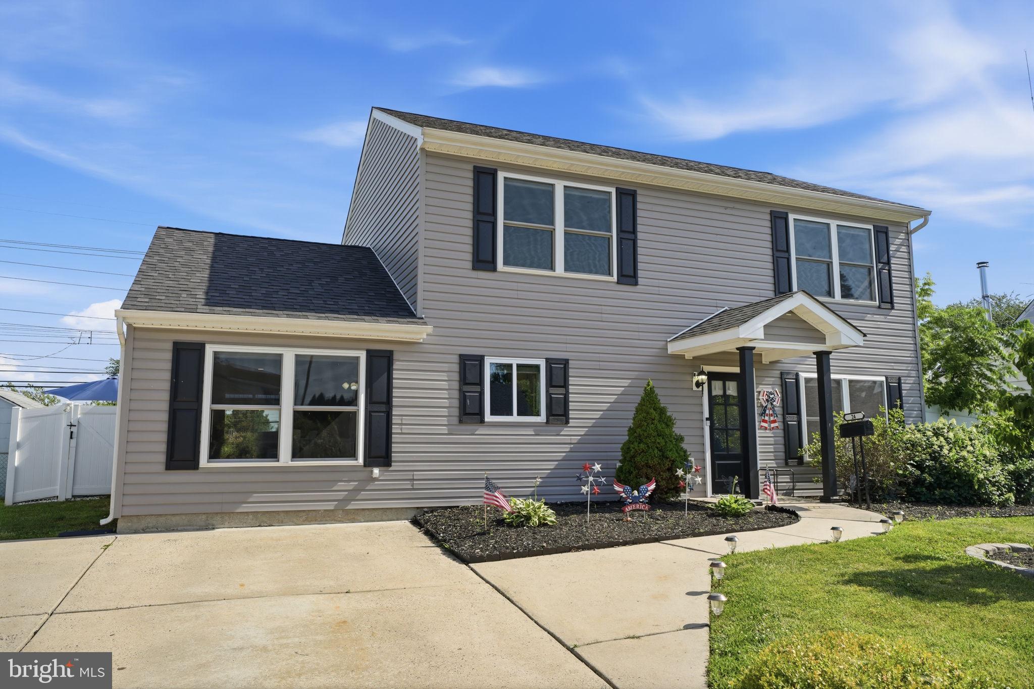 INDIAN CREEK - Residential
