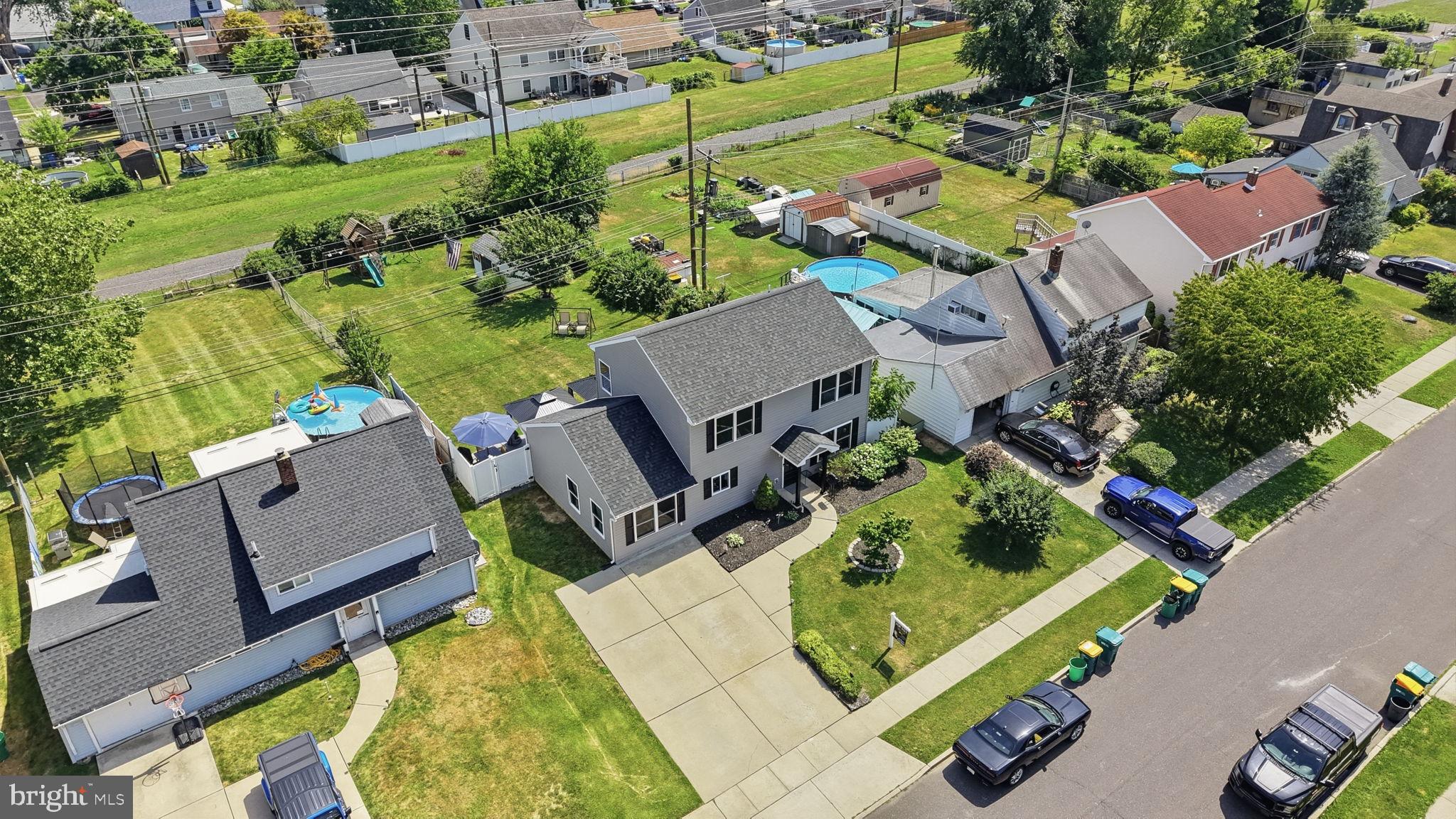 INDIAN CREEK - Residential