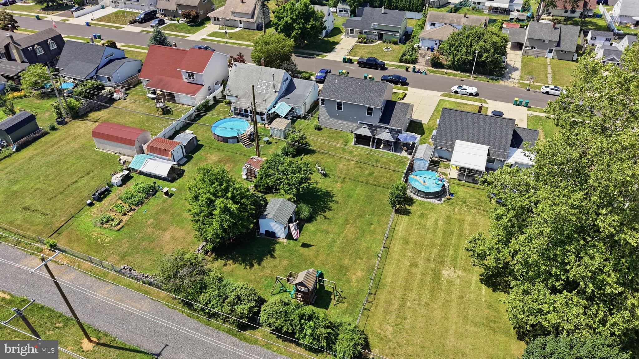 INDIAN CREEK - Residential