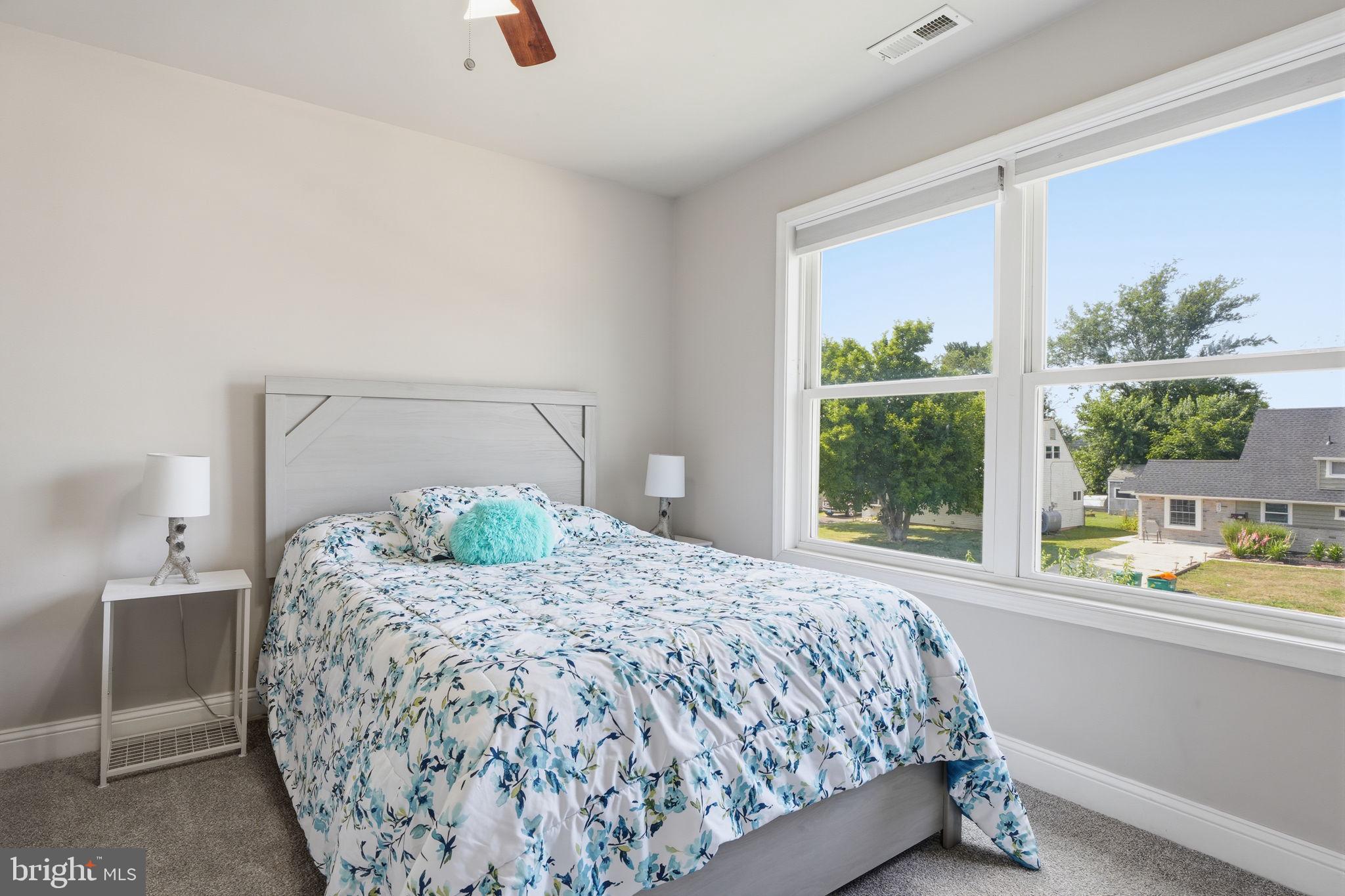 INDIAN CREEK - Residential
