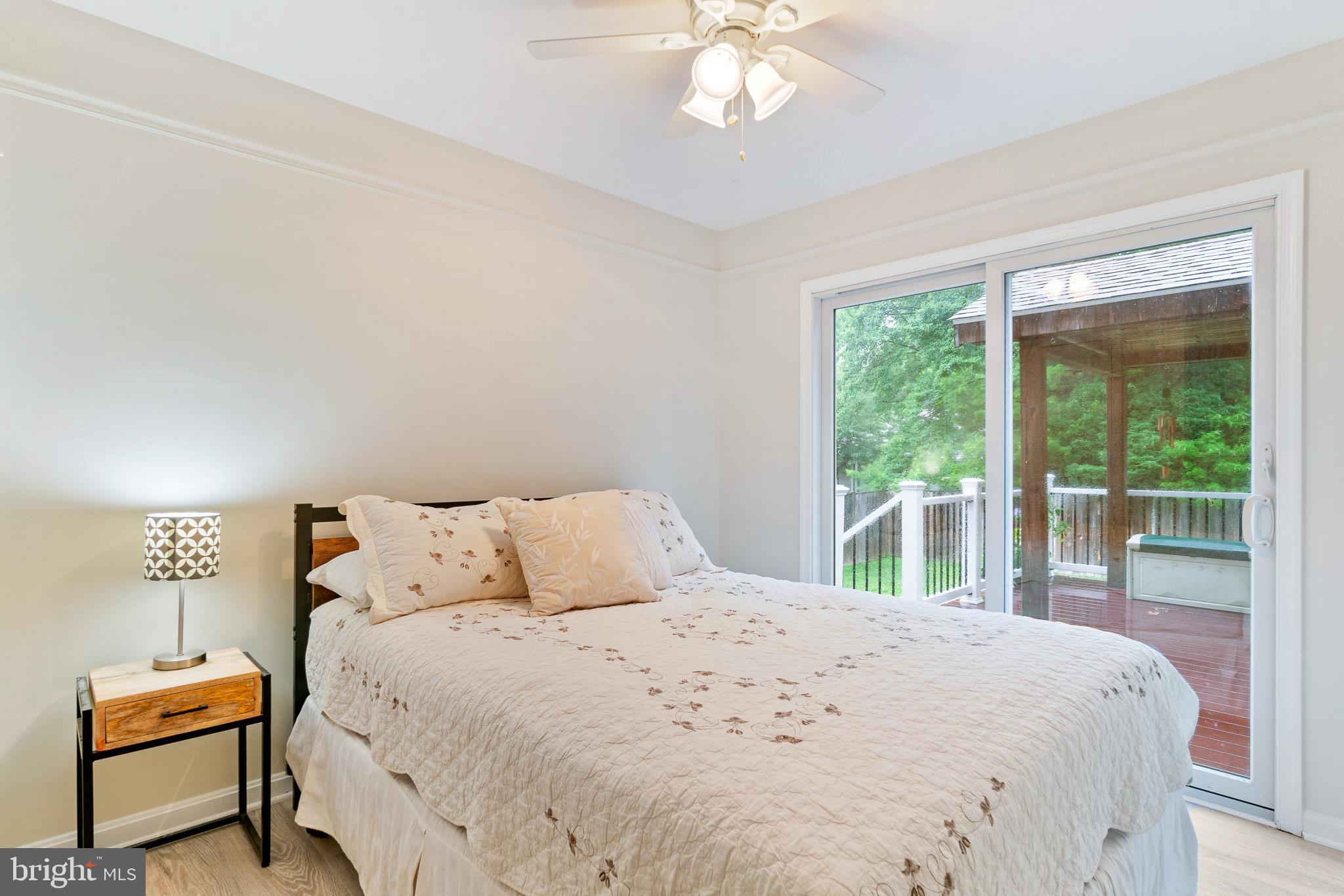 WILLIAMSBURG VILLAGE - Residential