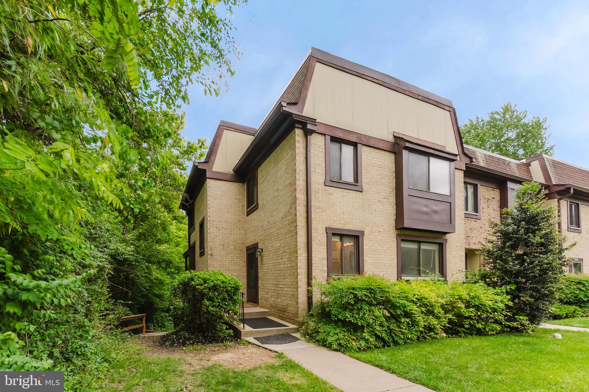 TREEBROOKE CONDOMINIUM - Residential