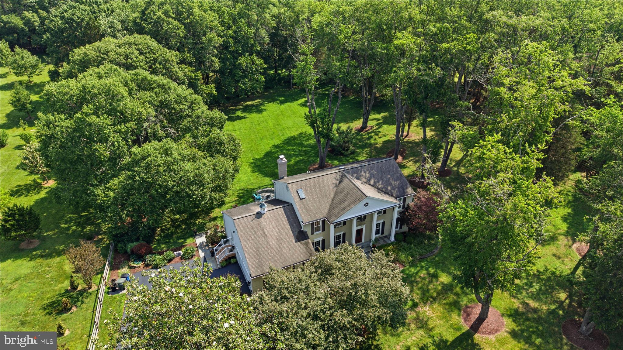 ANCIENT OAK - Residential